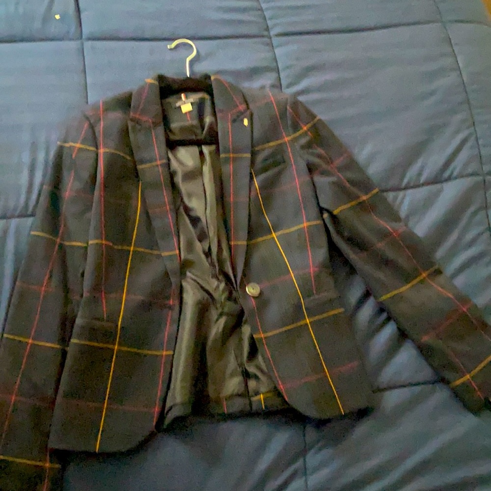 Tommy Hilfiger Women’s Suit Size 2